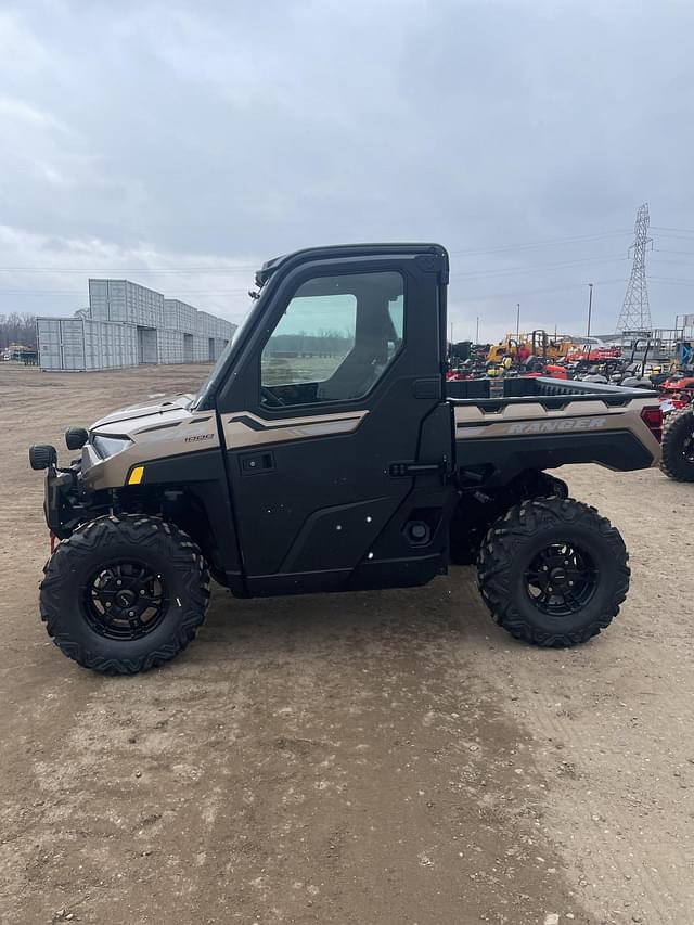 Image of Polaris Ranger XP 1000 equipment image 2