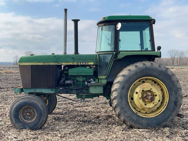 Image of John Deere 4640 equipment image 1