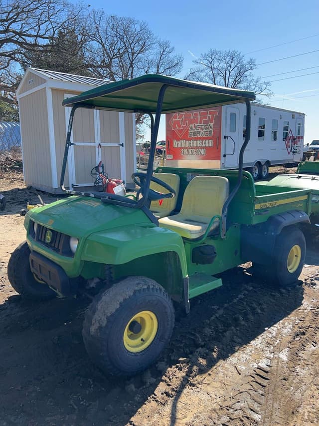 Image of John Deere Gator TS 4x2 equipment image 2