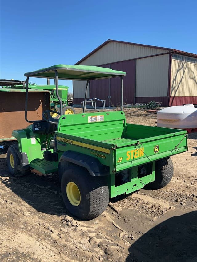 Image of John Deere Gator TS 4x2 equipment image 3
