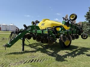 2012 Fast 8218 Image