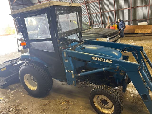Image of New Holland TC25D equipment image 2