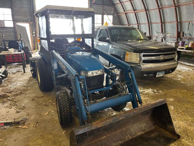 Image of New Holland TC25D equipment image 1