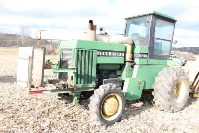 Image of John Deere 5730 equipment image 2