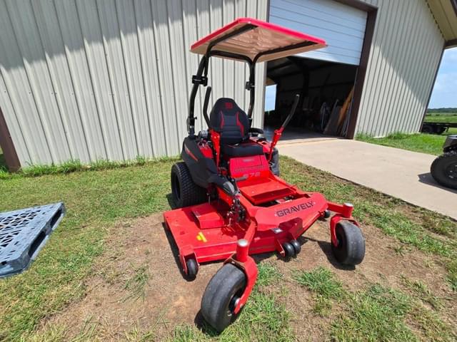 Image of Gravely Pro-Turn 600 equipment image 2