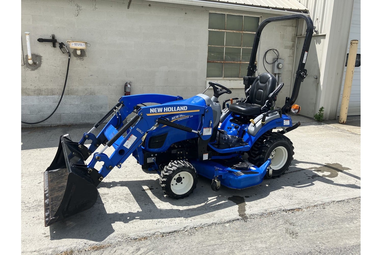 2019 New Holland Workmaster 25 Equipment Image0