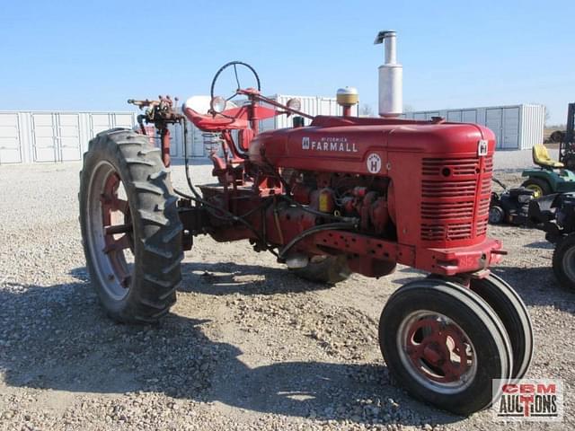 Image of Farmall Super H equipment image 1