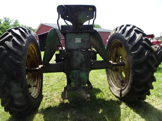 Image of John Deere 60 equipment image 2