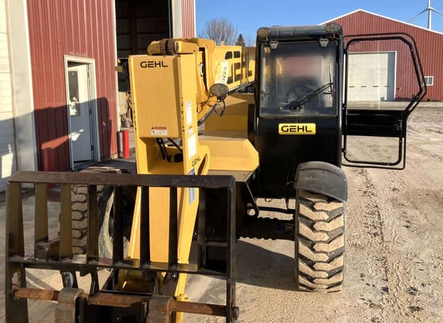 Image of Gehl RS6-34 equipment image 3