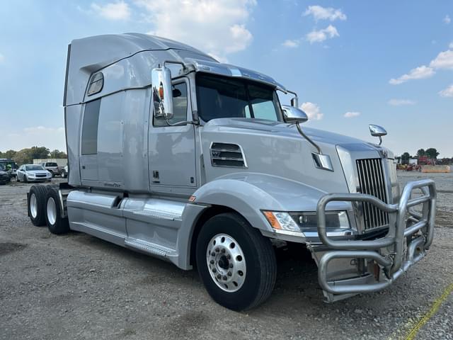 Image of Western Star 5700 equipment image 1