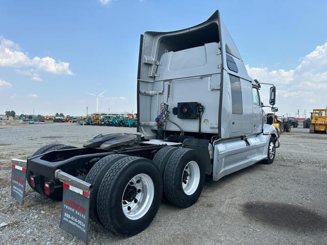 Image of Western Star 5700 equipment image 2