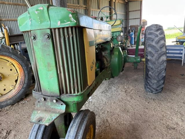 Image of John Deere 620 equipment image 1