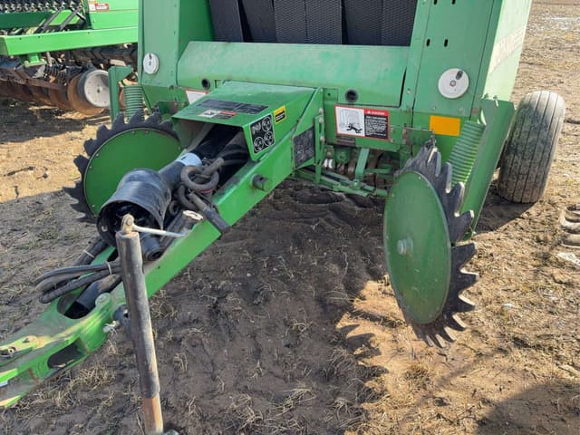 Image of John Deere 466 equipment image 1