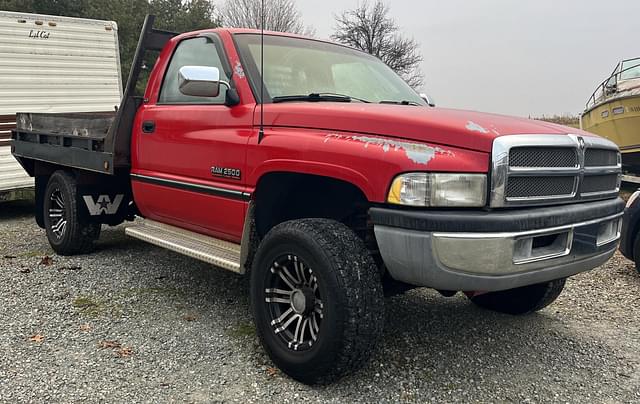 Image of Dodge Ram 2500 equipment image 1