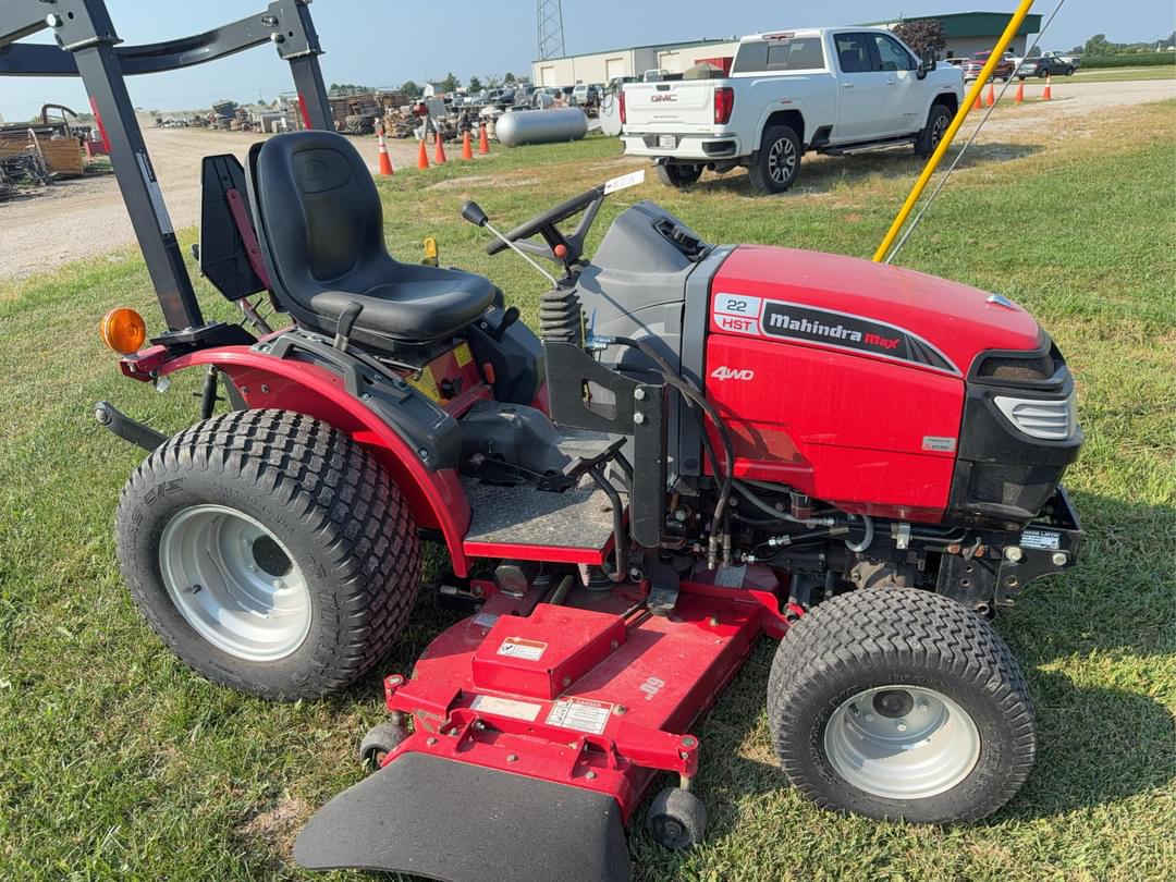 Image of Mahindra EMax 22L HST Primary image