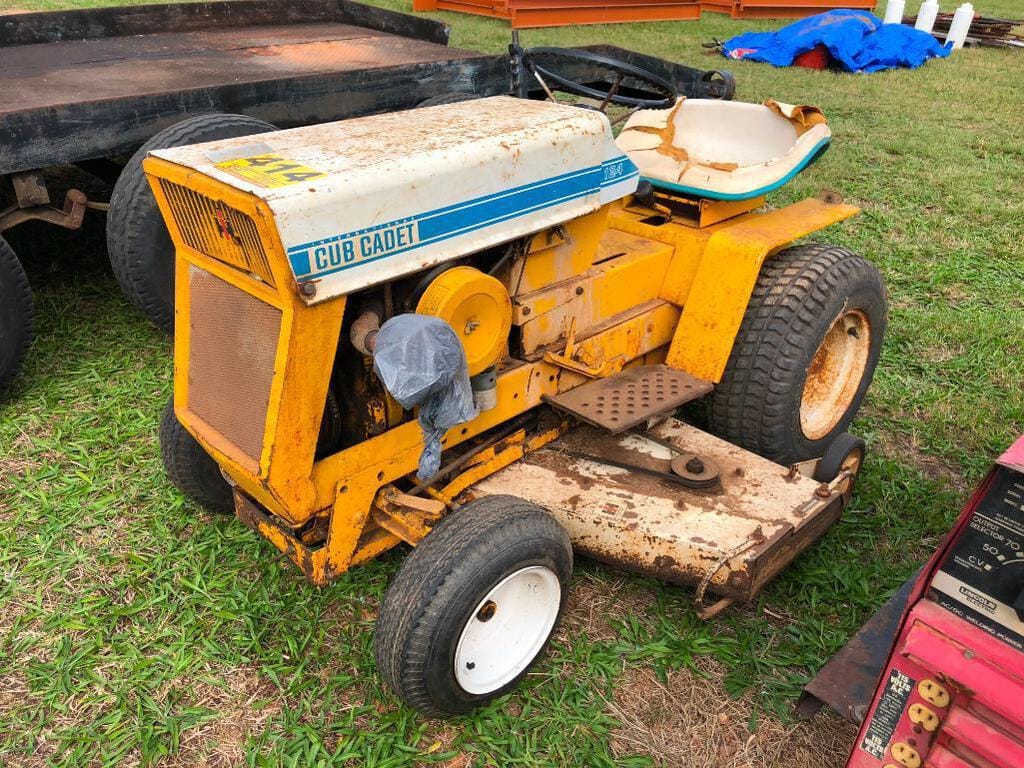 Main image Cub Cadet 124