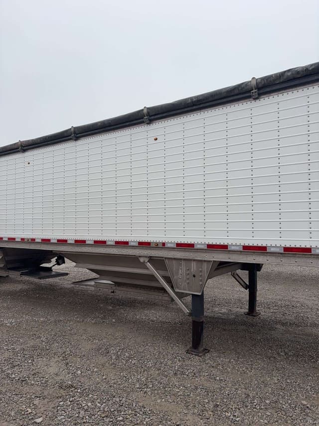 Image of Wilson 43 Hopper Bottom equipment image 4