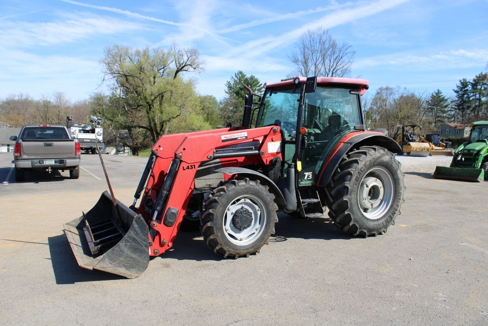 2013 McCormick Intl T115 Max Equipment Image0