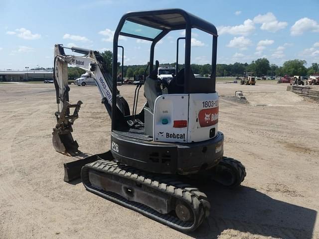 Image of Bobcat E26 equipment image 3