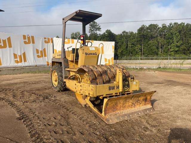 Image of Bomag BW142PD equipment image 2