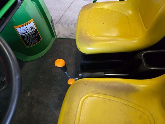 Image of John Deere Gator TH 6x4 equipment image 1