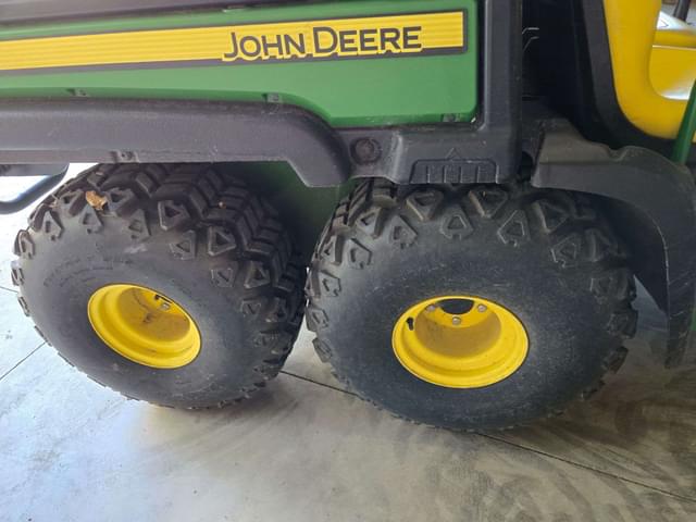 Image of John Deere Gator TH 6x4 equipment image 4