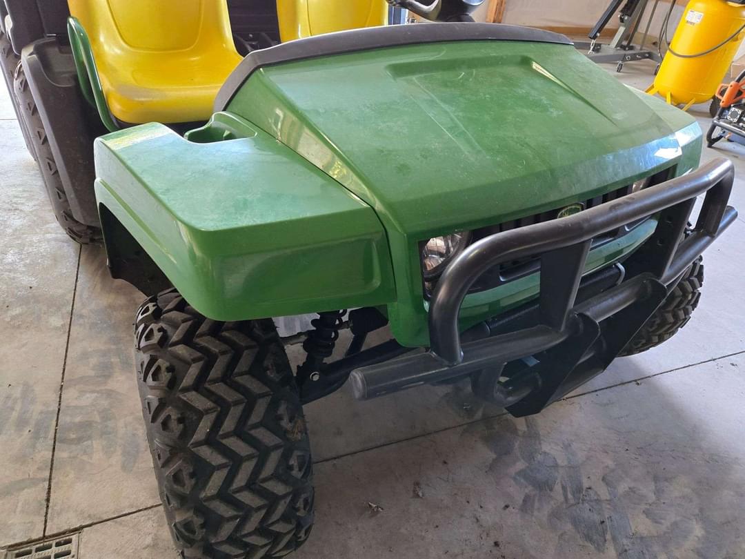 Image of John Deere Gator TH 6x4 Primary image