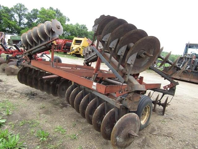 Image of International Harvester 475 equipment image 4