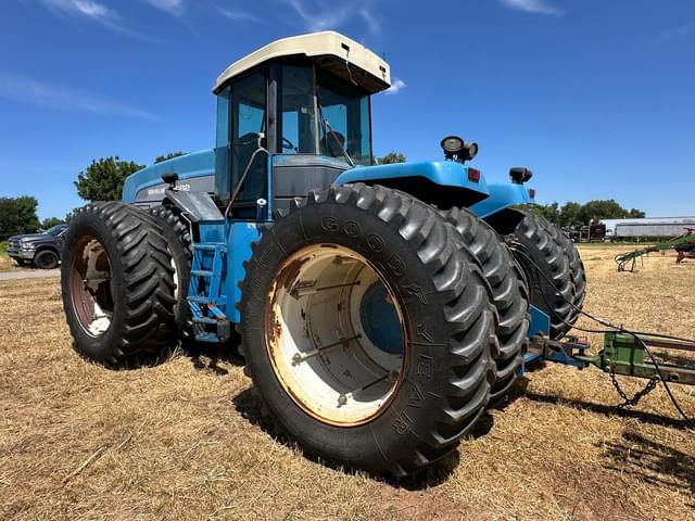 Image of New Holland 9482 equipment image 1