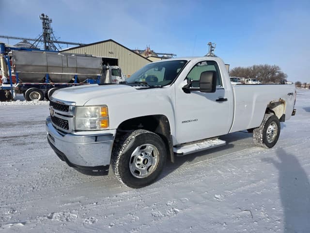 Image of Chevrolet 2500HD equipment image 4