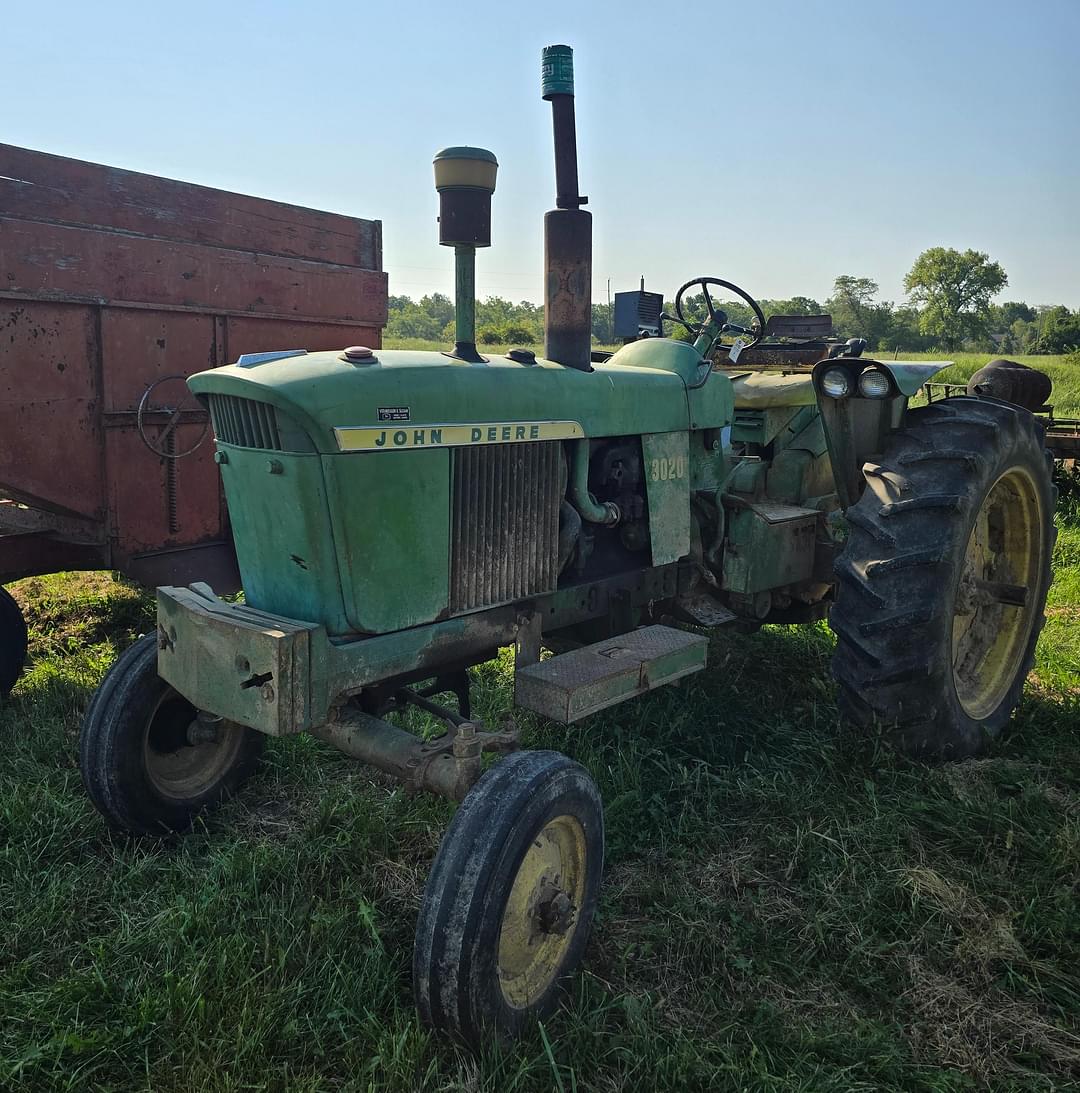 Image of John Deere 3020 Primary image