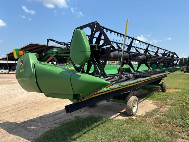 Image of John Deere 630D equipment image 3