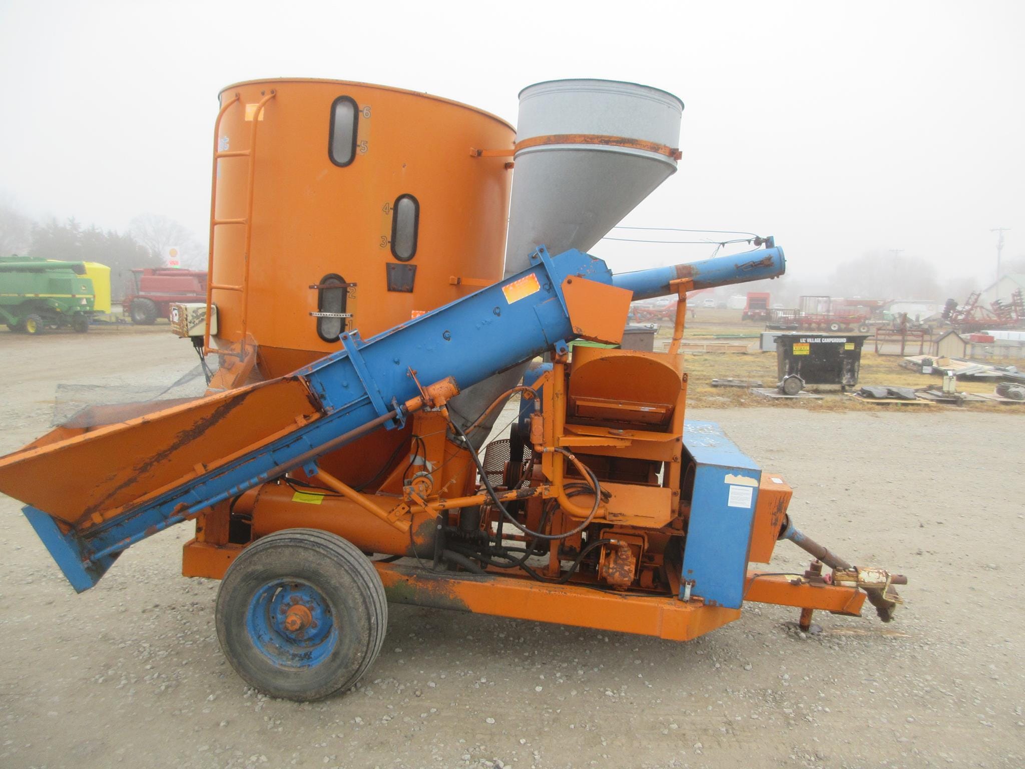 Main image Bear Cat 950A