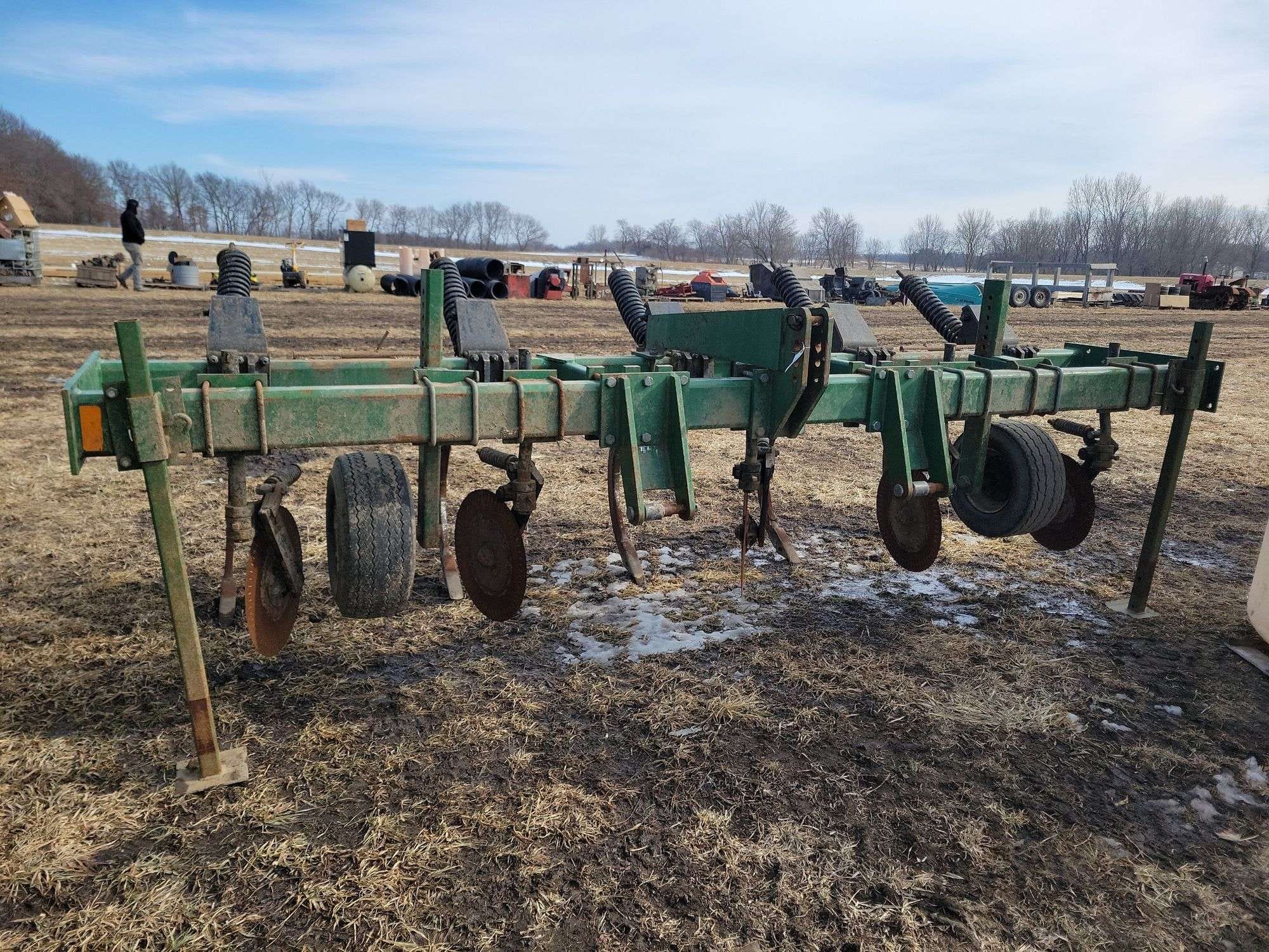 Glencoe DT8200 Equipment Image0