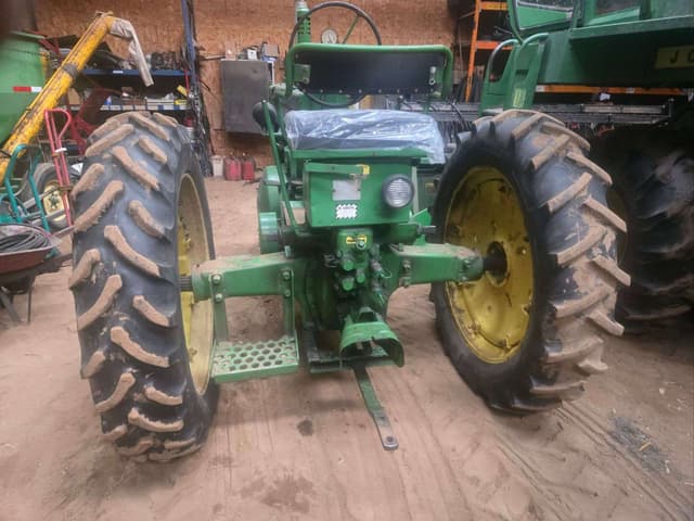 Image of John Deere A equipment image 2