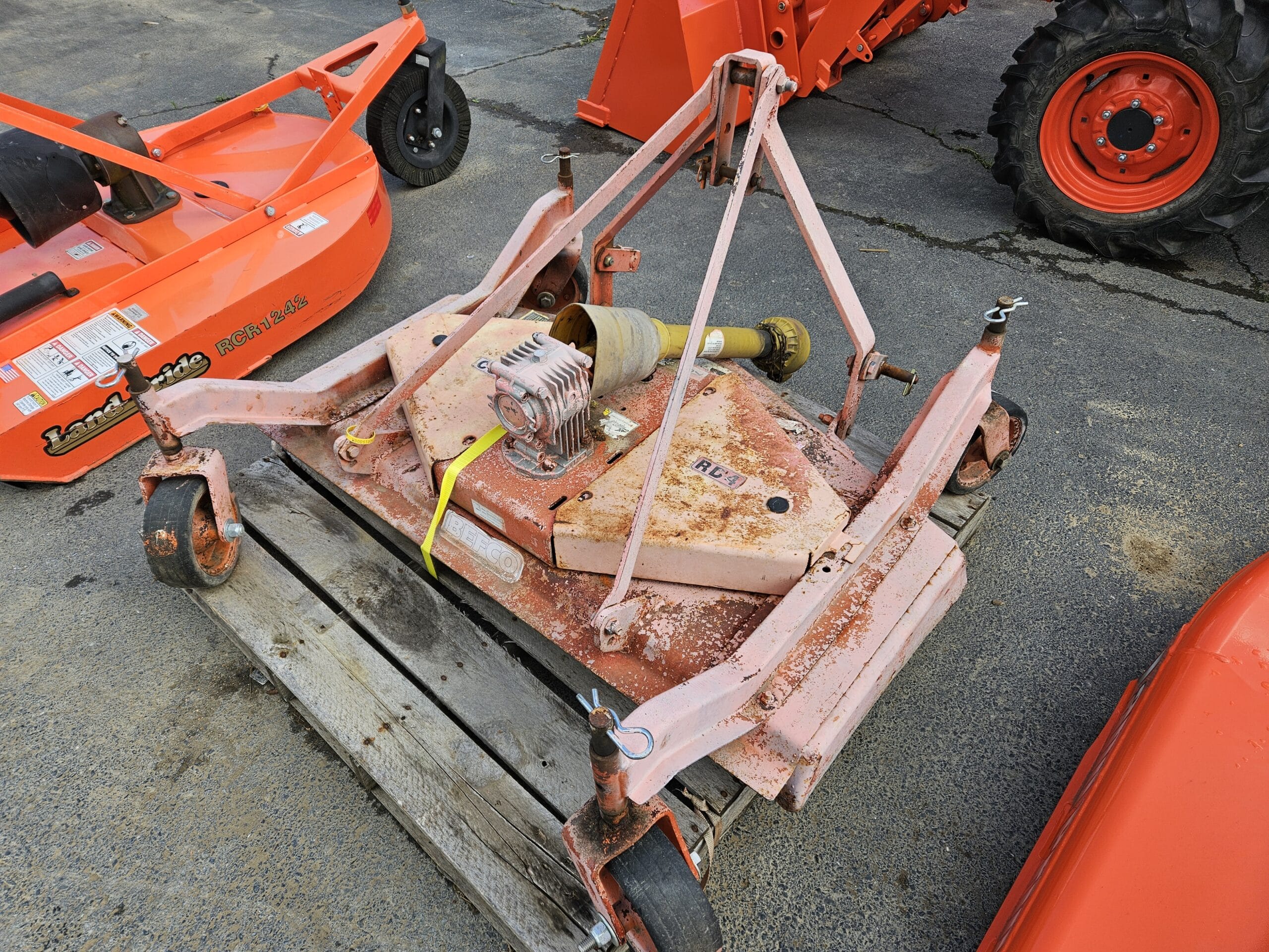 BEFCO C30 Equipment Image0