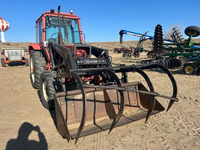 Image of Belarus 825 equipment image 4