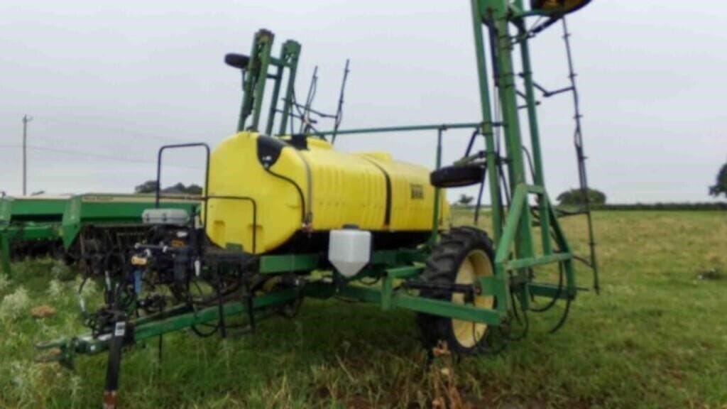 Bestway Field Pro II Equipment Image0