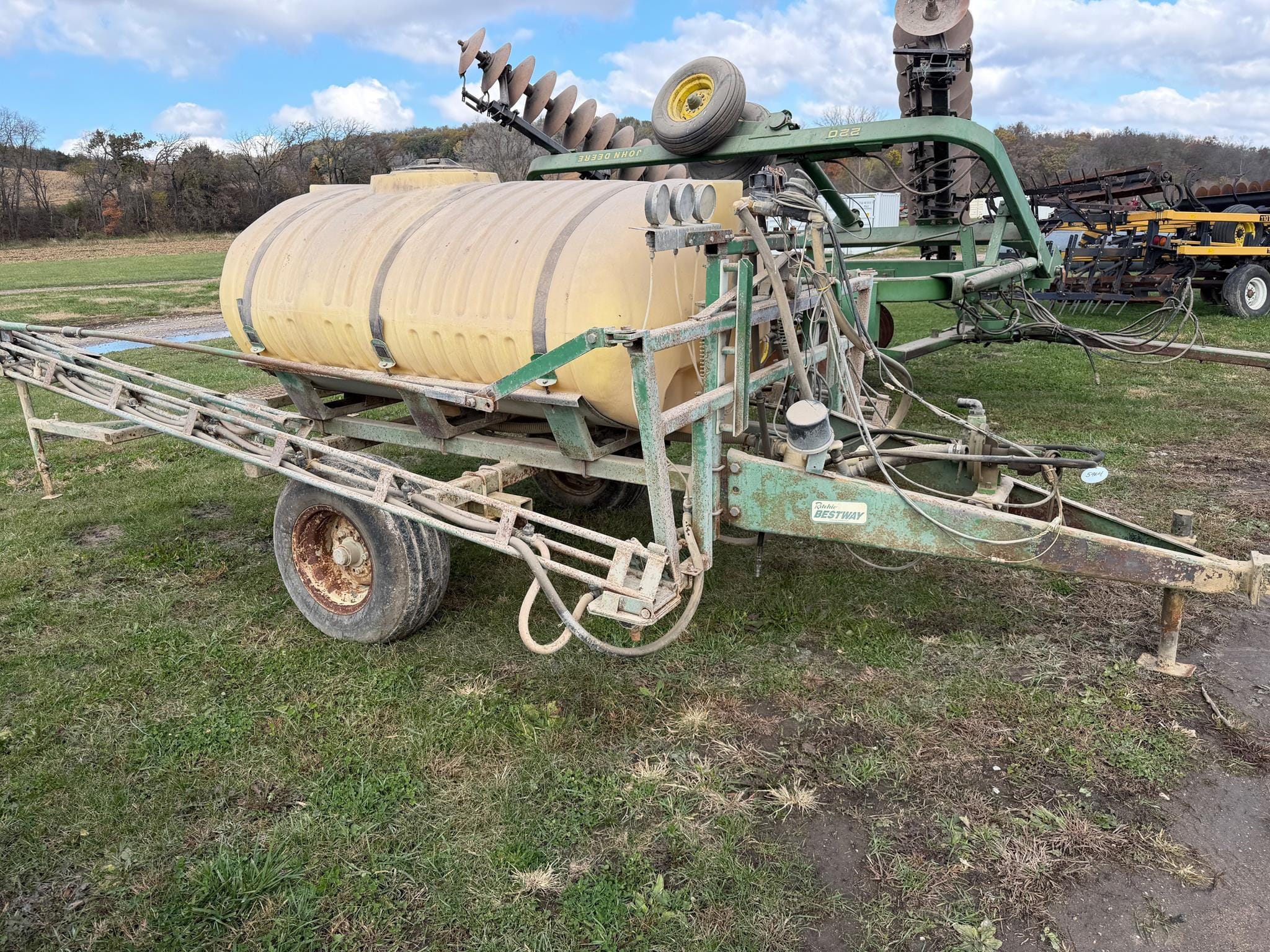 Bestway 500 Equipment Image0