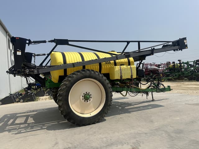 Image of Bestway Field Pro III 1600 equipment image 2