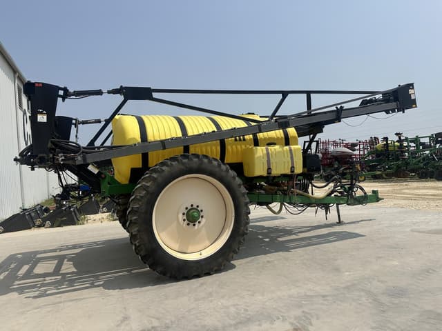 Image of Bestway Field Pro III 1600 equipment image 2