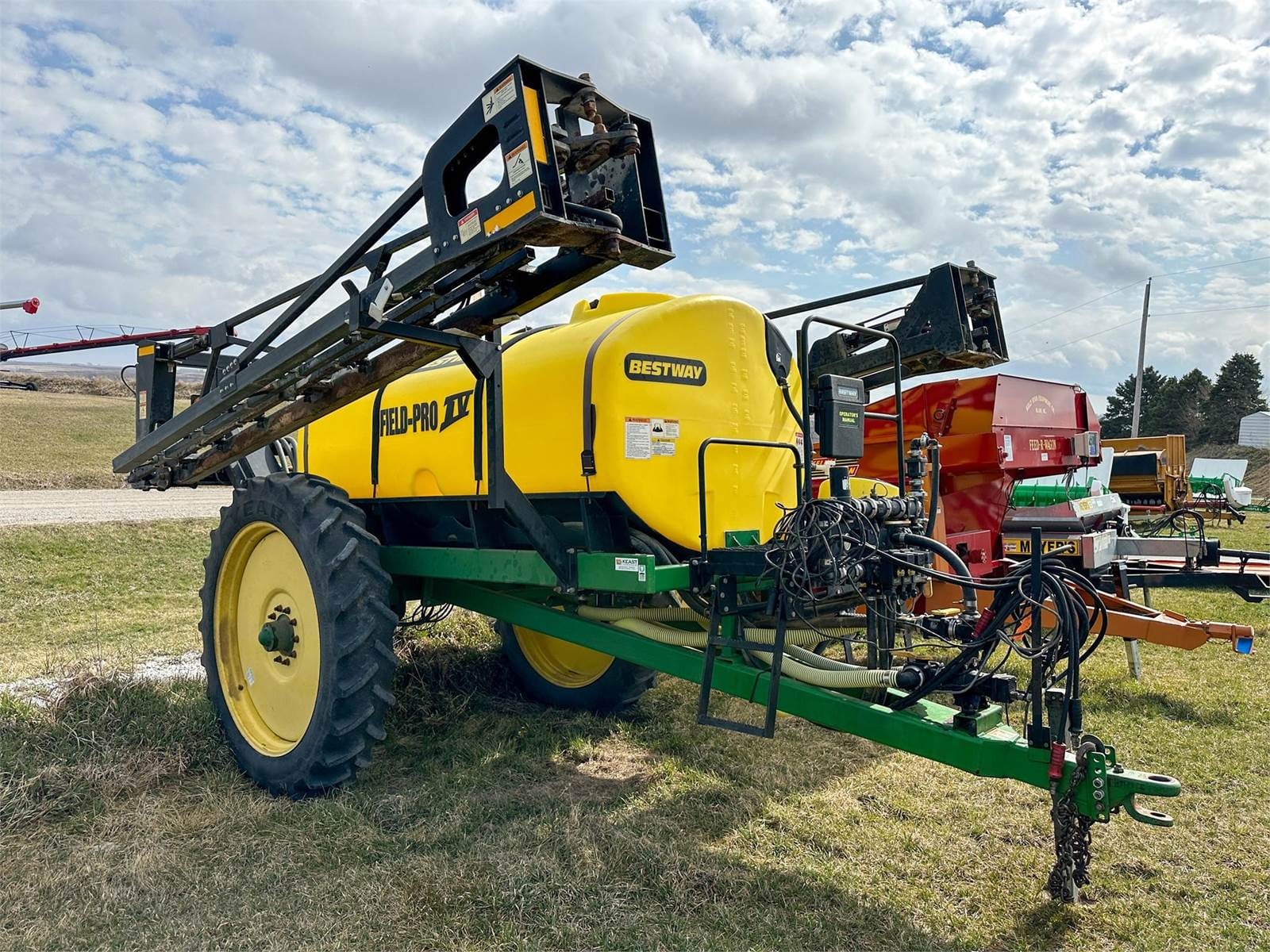 2007 Bestway Field Pro IV Equipment Image0