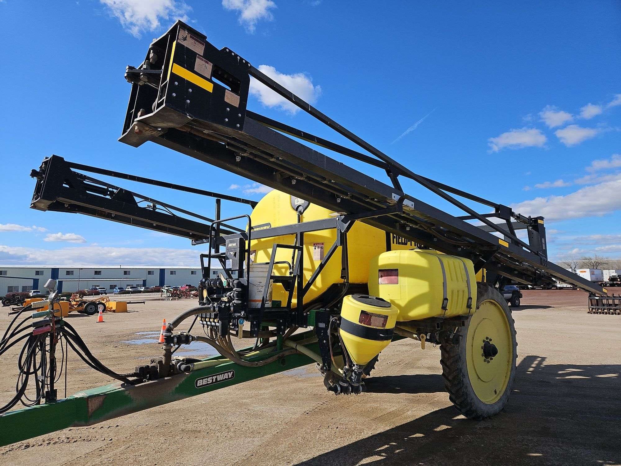 Bestway Field Pro IV Equipment Image0