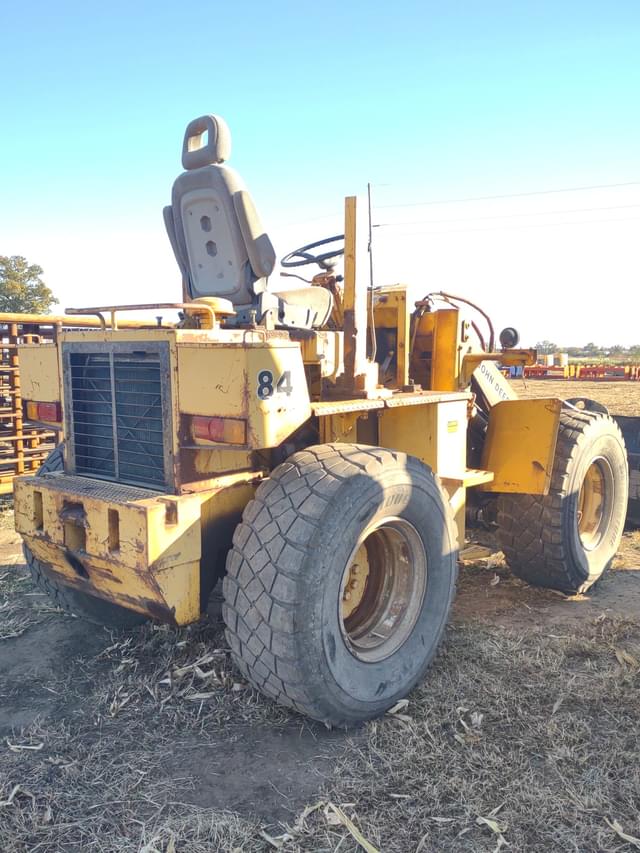 Image of John Deere 84 equipment image 2
