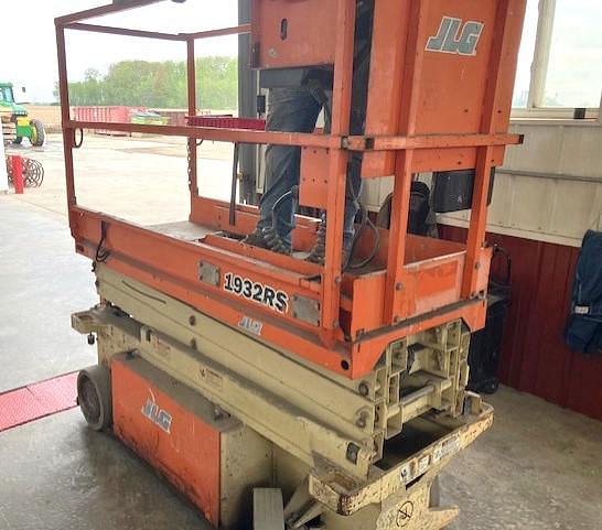 Image of JLG 1932RS Primary image