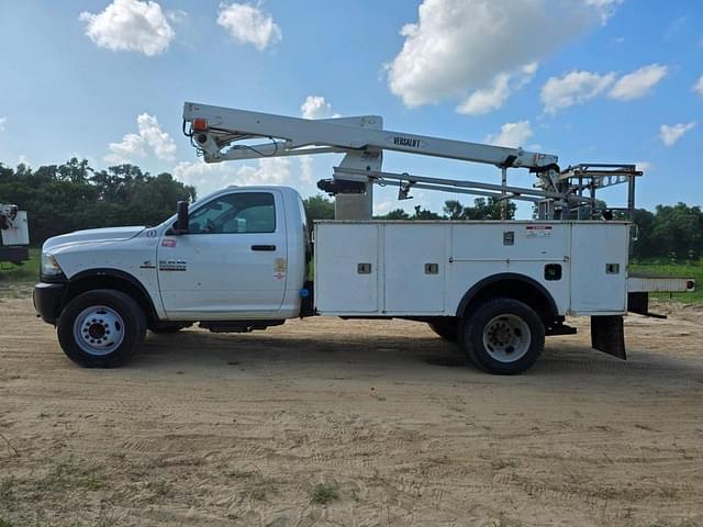 Image of Dodge Ram 5500 equipment image 3