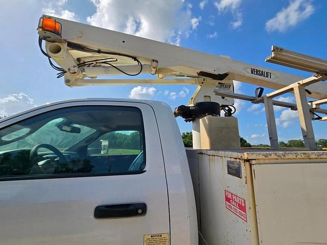 Image of Dodge Ram 5500 equipment image 2