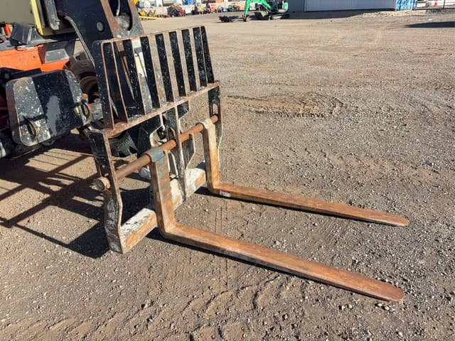 Image of JLG G6-42A equipment image 4