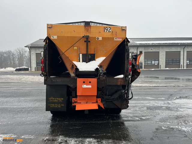 Image of Mack Granite CV713 equipment image 3