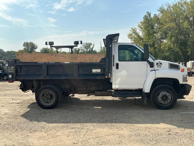 Image of Chevrolet C4500 equipment image 3